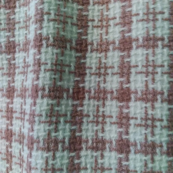 Houndstooth tweed mini skirt-large(see measurements) - Picture 3 of 8